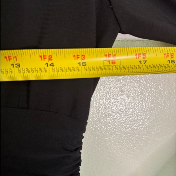 CHAPS Faux Wrap Jersey Knit Gathered Front Dress - Size Large - Black - Picture 8 of 9